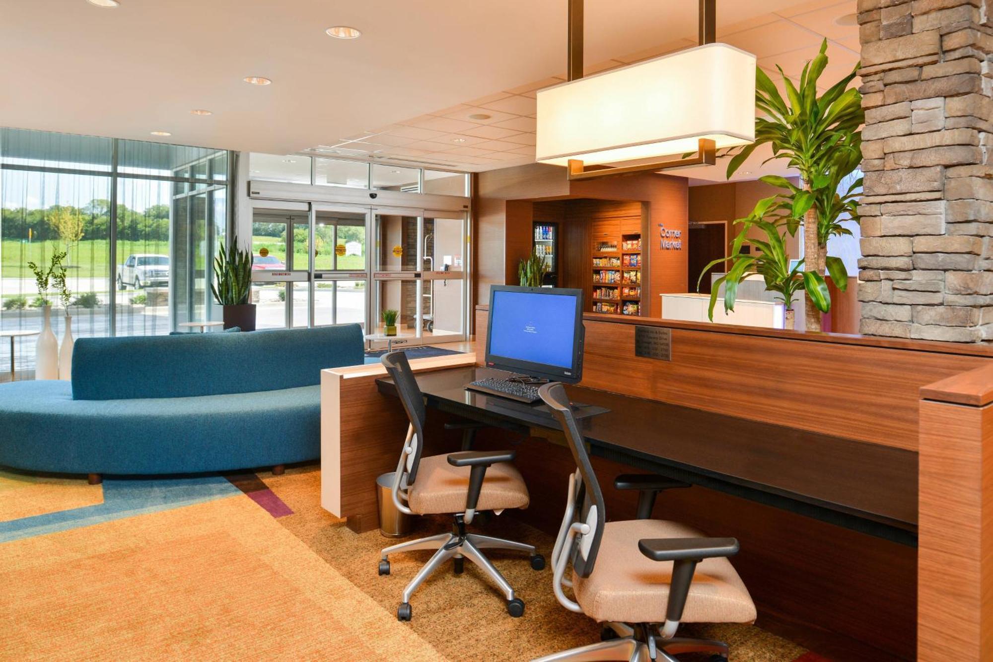 Fairfield Inn & Suites By Marriott St. Joseph Экстерьер фото