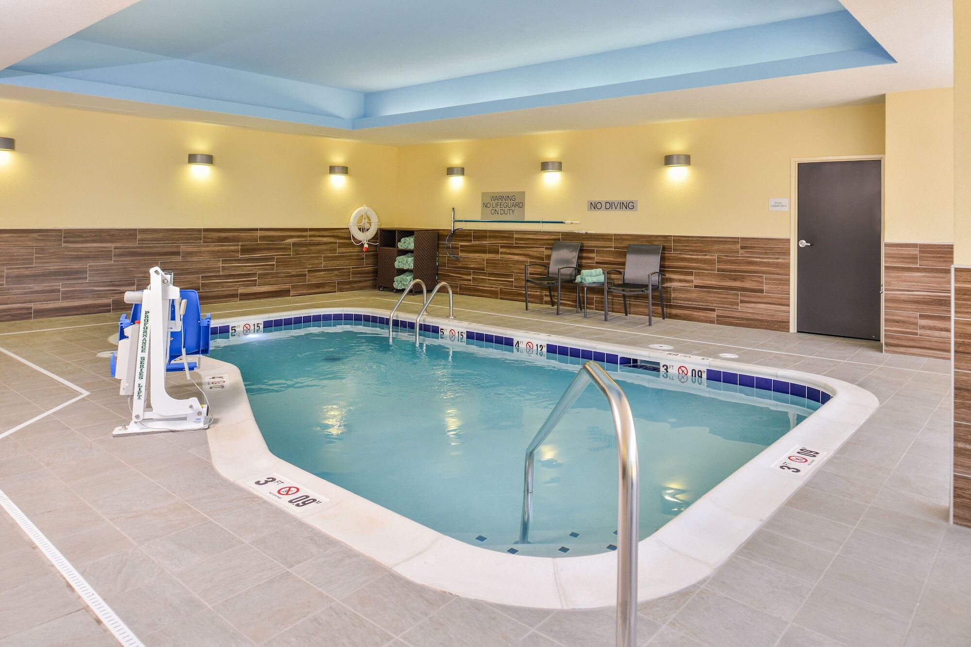 Fairfield Inn & Suites By Marriott St. Joseph Экстерьер фото